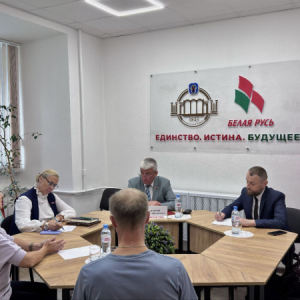 Адвокат принял участие в работе общественной приёмной 