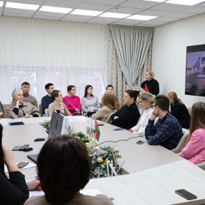 Об актуальных вопросах административной и уголовной ответственности за правонарушения и преступления в период проведения электоральной кампании рассказала адвокат трудовому коллективу