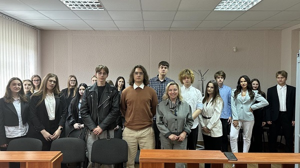 Участие защитника в уголовном процессе. Принципы и задачи адвокатуры.
